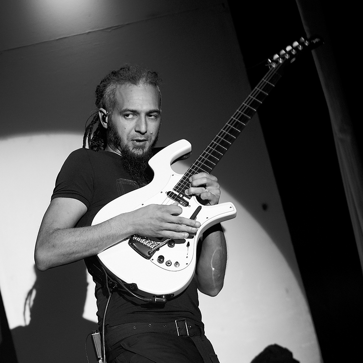 Gédéric Byar, Guitar, B&W, Lazuli, Lydney Town Hall, Lydney