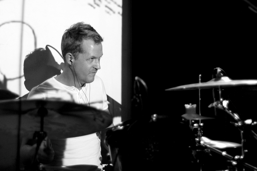 Paul Glover, Drums, B&W, Pure Reason Revolution, Nachtleben, Frankfurt